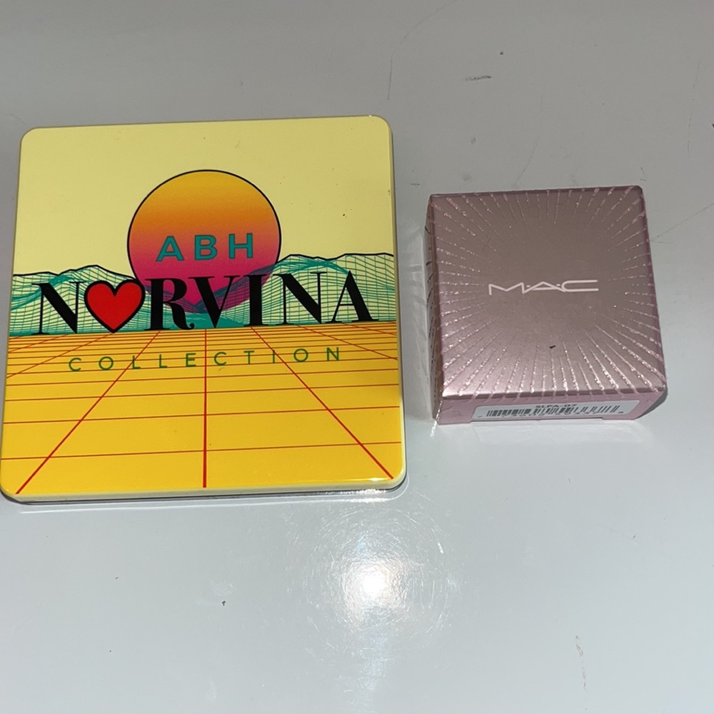 eyeshadow bundle - Picture 3 of 4